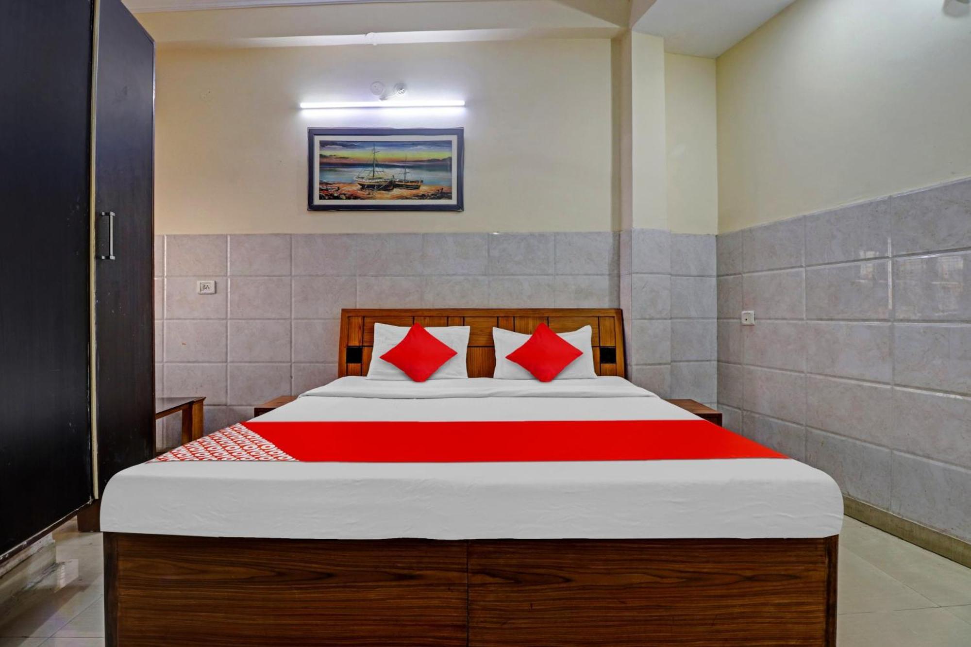 דהראדון Hotel O Vishal Paradise מראה חיצוני תמונה
